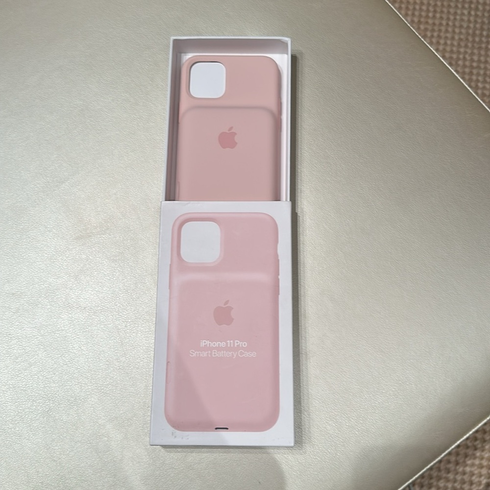 iPhone 11 Pro Smart Battery Case
